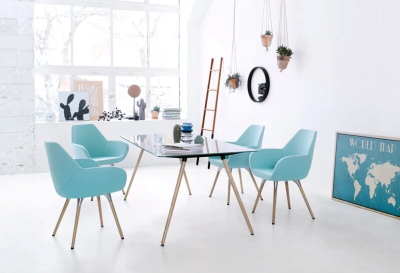 najmodniejsze krzesła do salonu