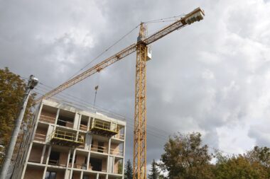 żuraw Liebherr 90 LD1